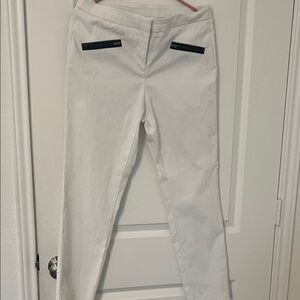 Thalia Sodi pants.